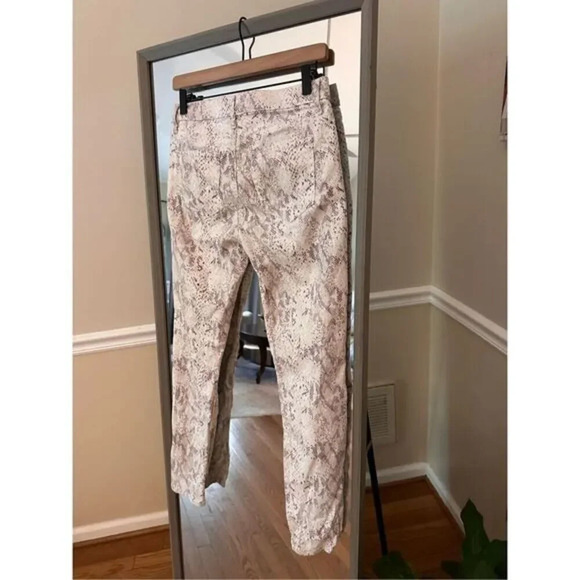 LOFT Animal Print White Gray Skinny Ankle Pants Size 27 - Picture 4 of 5